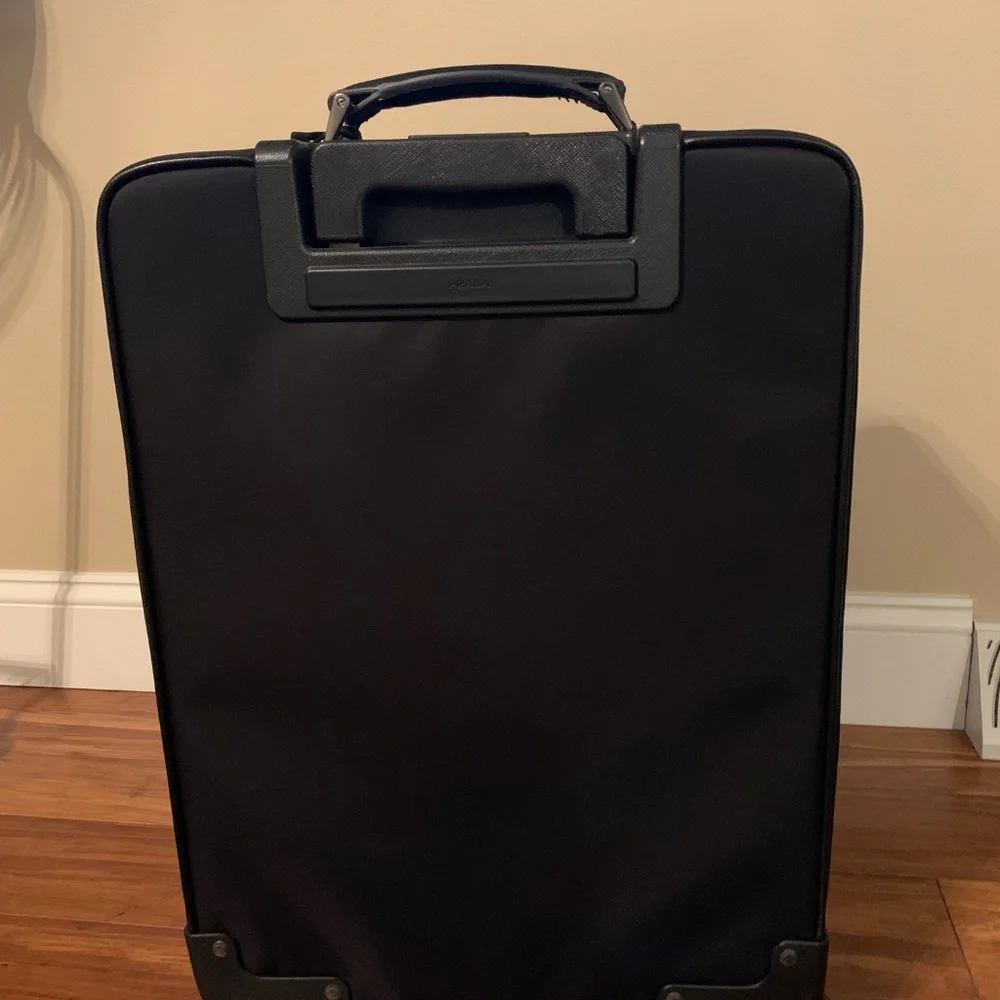 PRADA AUTHENTIC TESSUTO SAFFIANO 4 WHEEL SPINNER